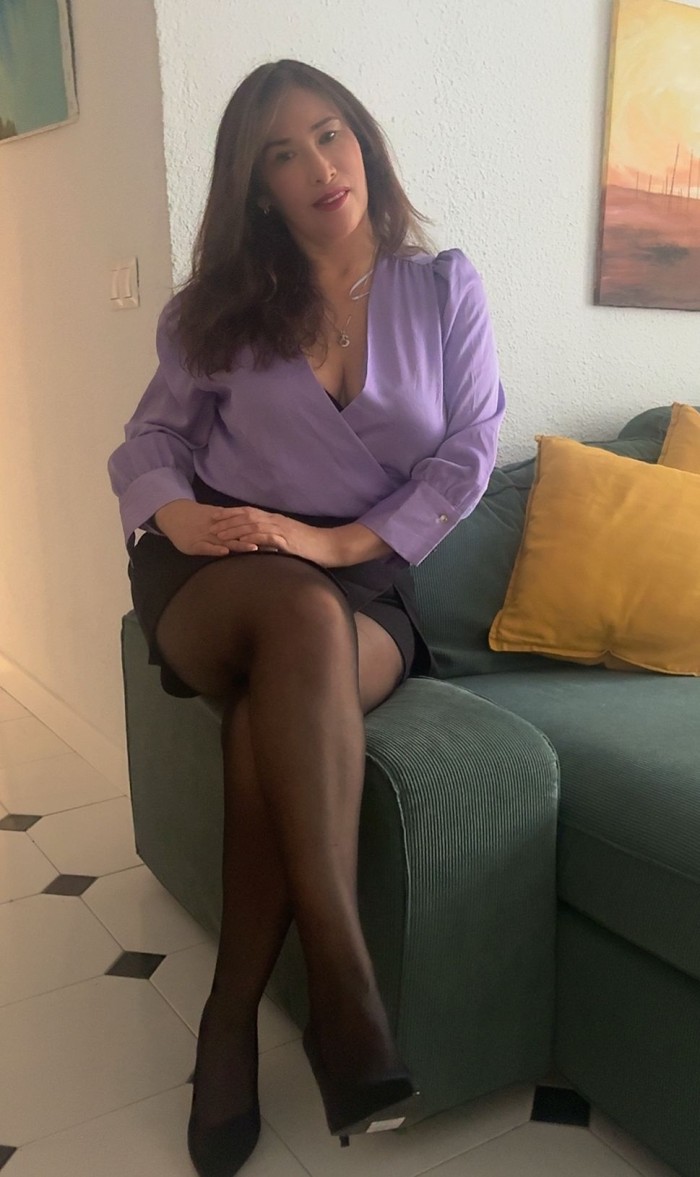 SERE TU PROFESORA 24H ACTIVA PARA TI .. VICIO TOTA