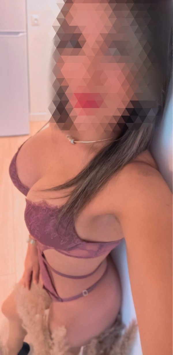 CHICA CALIENTE EN TU CIUDAD