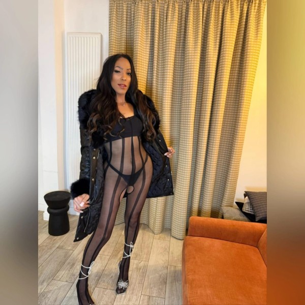 Luísa trans completa fiestera novedad Los Urrutias