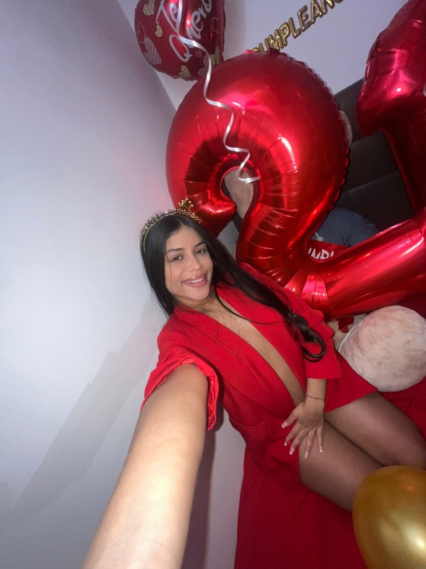 CHICA JOVEN