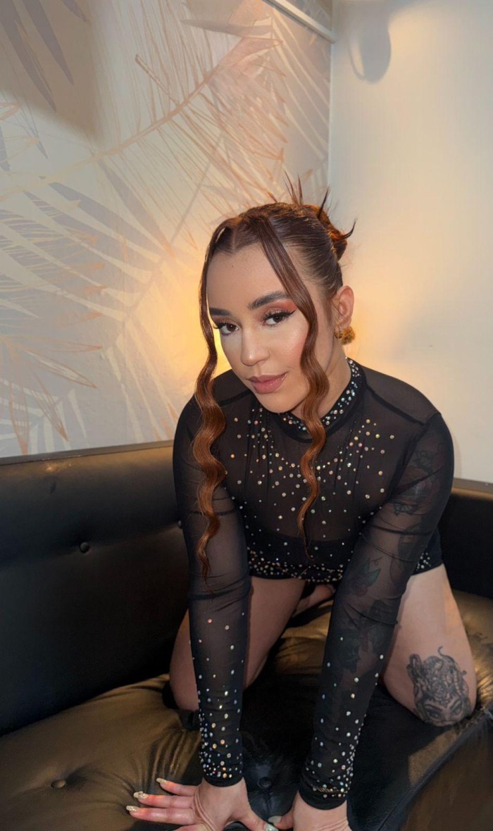 DIOSA DEL SEXO NOVEDAD CON GANAS DE COMPLACER