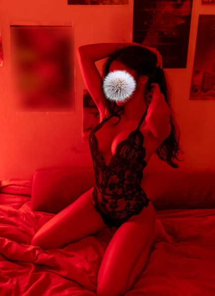 Recien llegadas jovencitas sensuales y calientes y salidas 24h