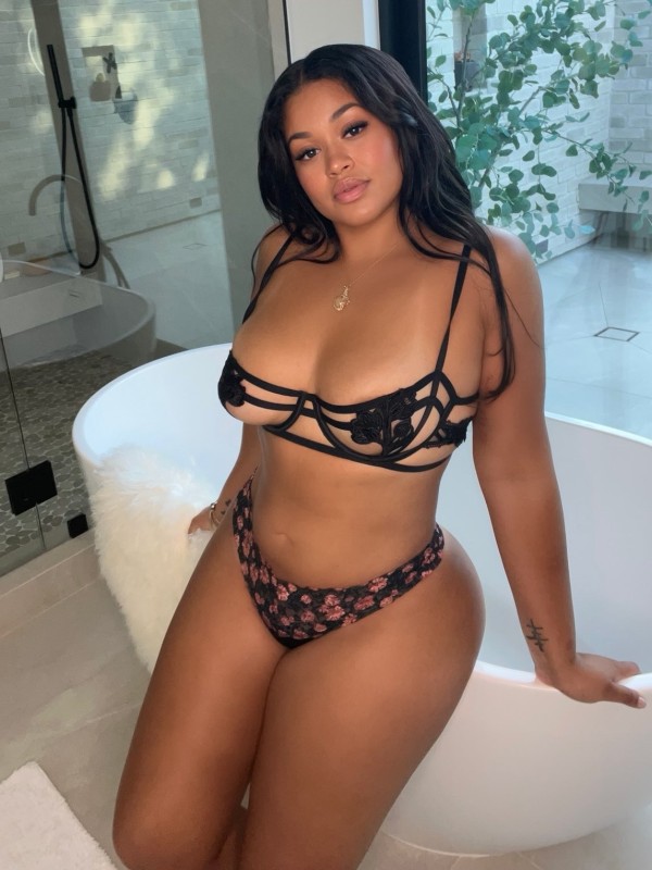 DISPONIBLE 24 HORAS ESPERANDO POR TI.