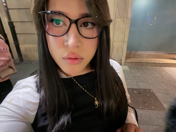 Tu chica trans recién llegada a España Fiestera Fotos 100% real