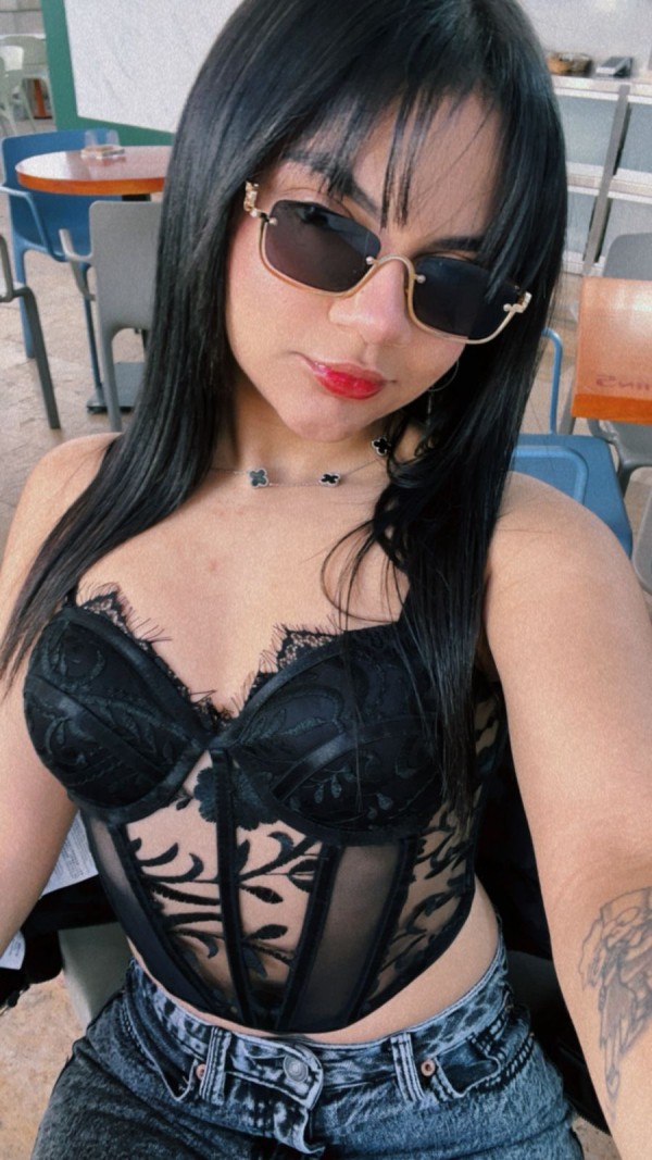 Teen 19 años la reina del grieg0 disponible en mi casa o salidas