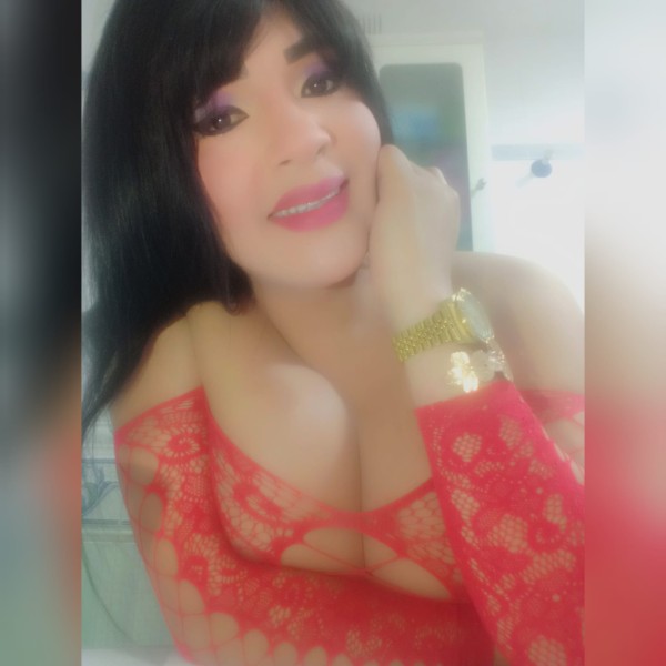 VEN TE CHUPO LA POLLA ESTOY MUY CACHONDA VEN TE ESPERO LLÁMAME DISPONIBLE