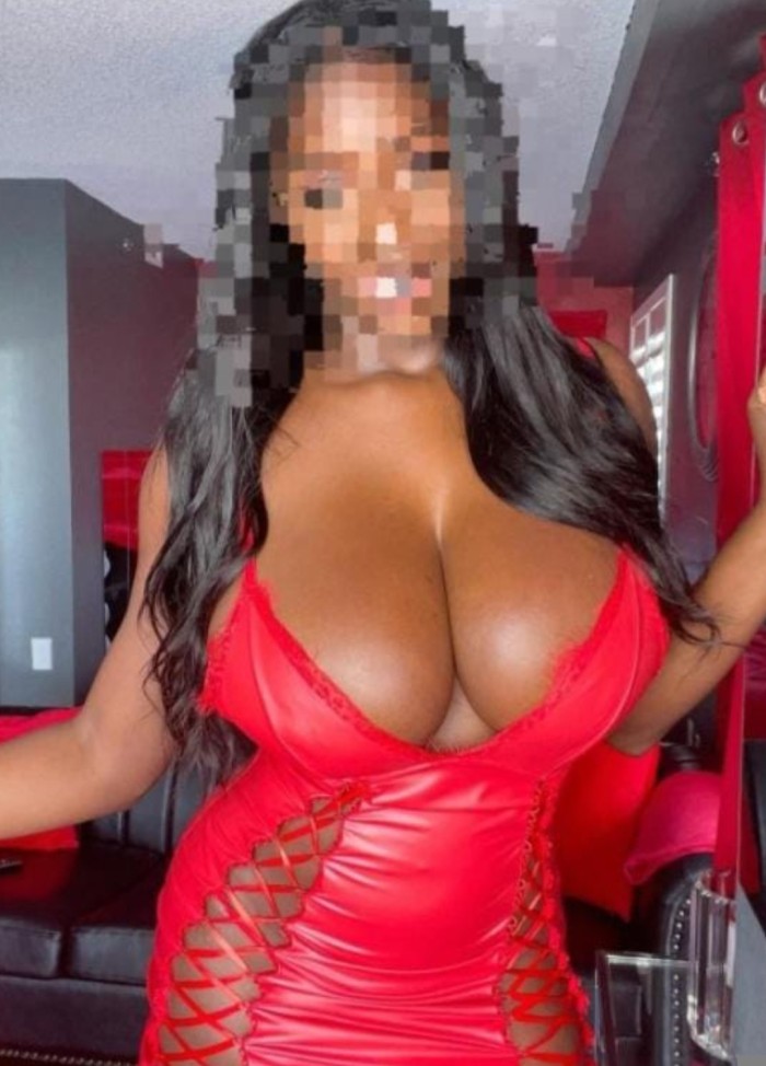COLOMBIANA DE LUJO, MADURITA FIESTERA Y MULTIORGASMICA