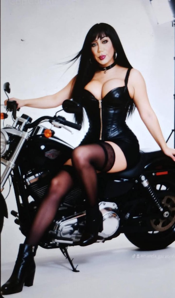 NOVEDAD.MAS VICIOSA.AMA EXPERTA.NOVATOS.POLLONA.FIESTERA