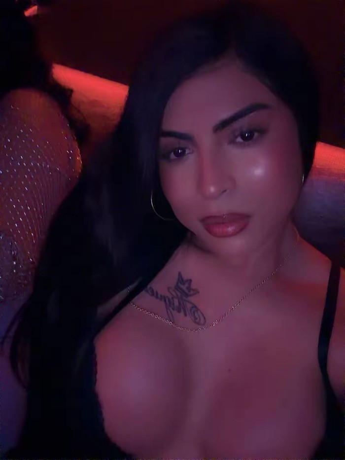 chiquilla golosa y juguetona pack de horas Aranjuez