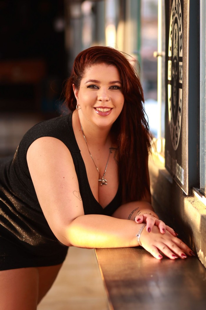 JOVENCITA LATINA NOVEDAD EN LAS CANTERAS