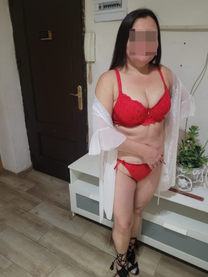 GRIEGO DELICIOSO MADURITA ENCANTADORA EN TALAVERA