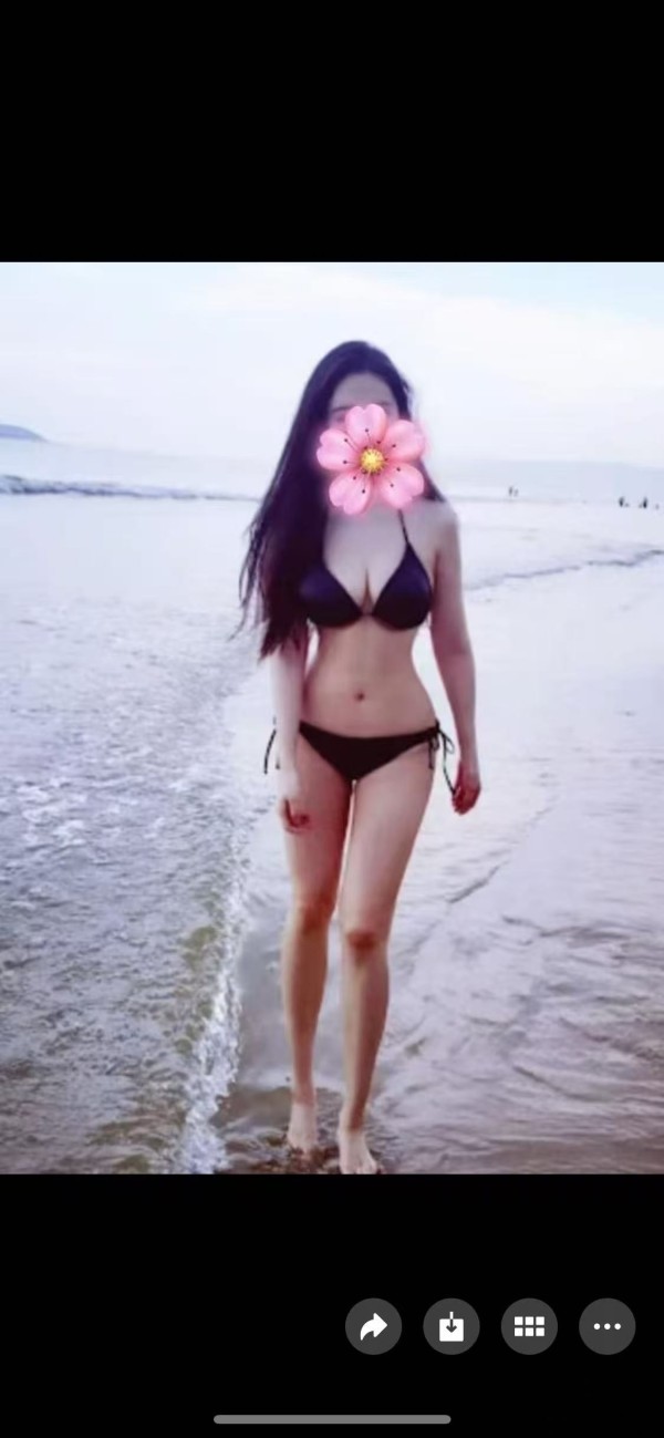 Dos Nueva china Orientale jovenes en ibiza FOTO real