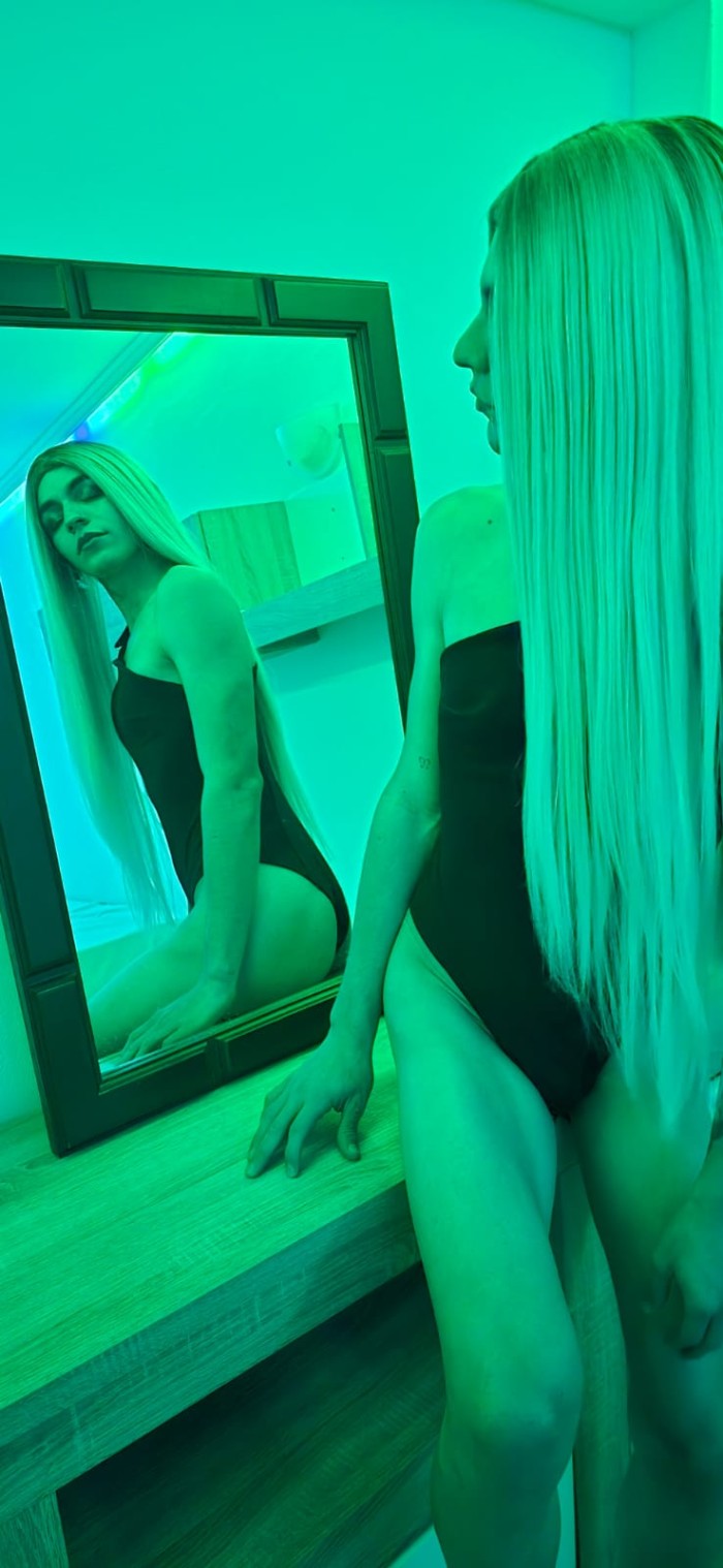 TRANS FIESTERA TRAGA LECHE PUTA NOVEDAD EN BENIDOR