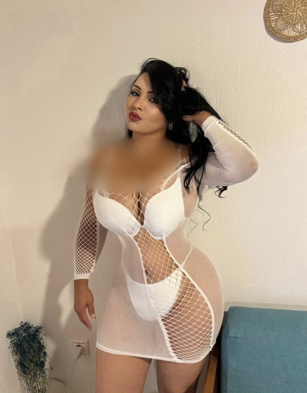 Latina caliente sexy en leon