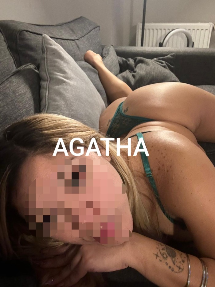 AGATHA EN GARRUCHA MOJÁCAR VERA PALOMARES TURRE