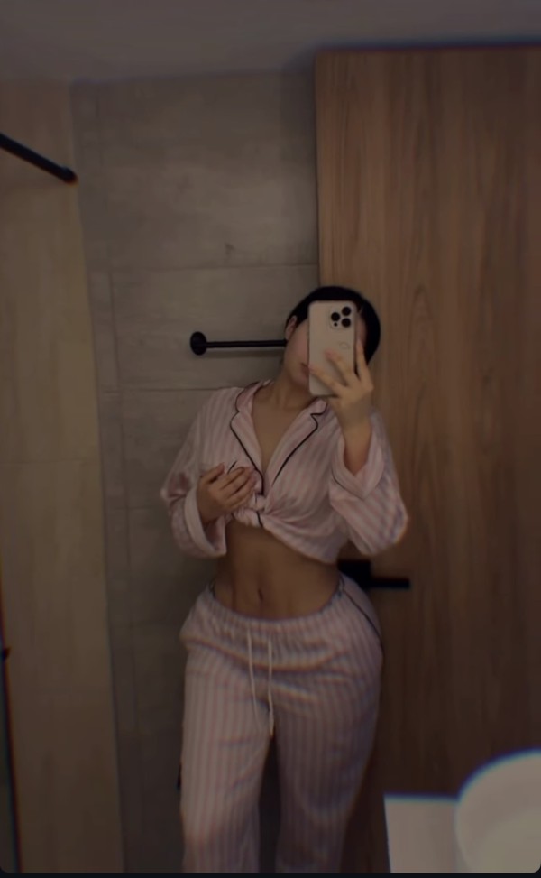 VIOLETA HERMOSA MUJER, ENVÍO VÍDEO DE VERIFICACIÓN