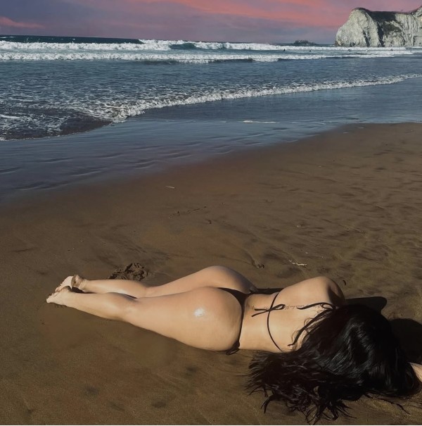 VIOLETA HERMOSA MUJER, ENVÍO VÍDEO DE VERIFICACIÓN