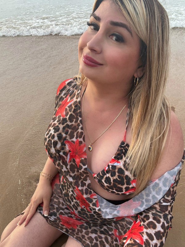 TE LLENO DE PLACER CUMPLIENDO TODOS TUS  ANHELOS