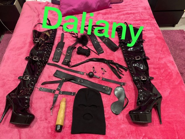 TE HARÉ LO QNINGUNA MUJER PODRÍA HACERTE MORBOSA SOLO PARA TI