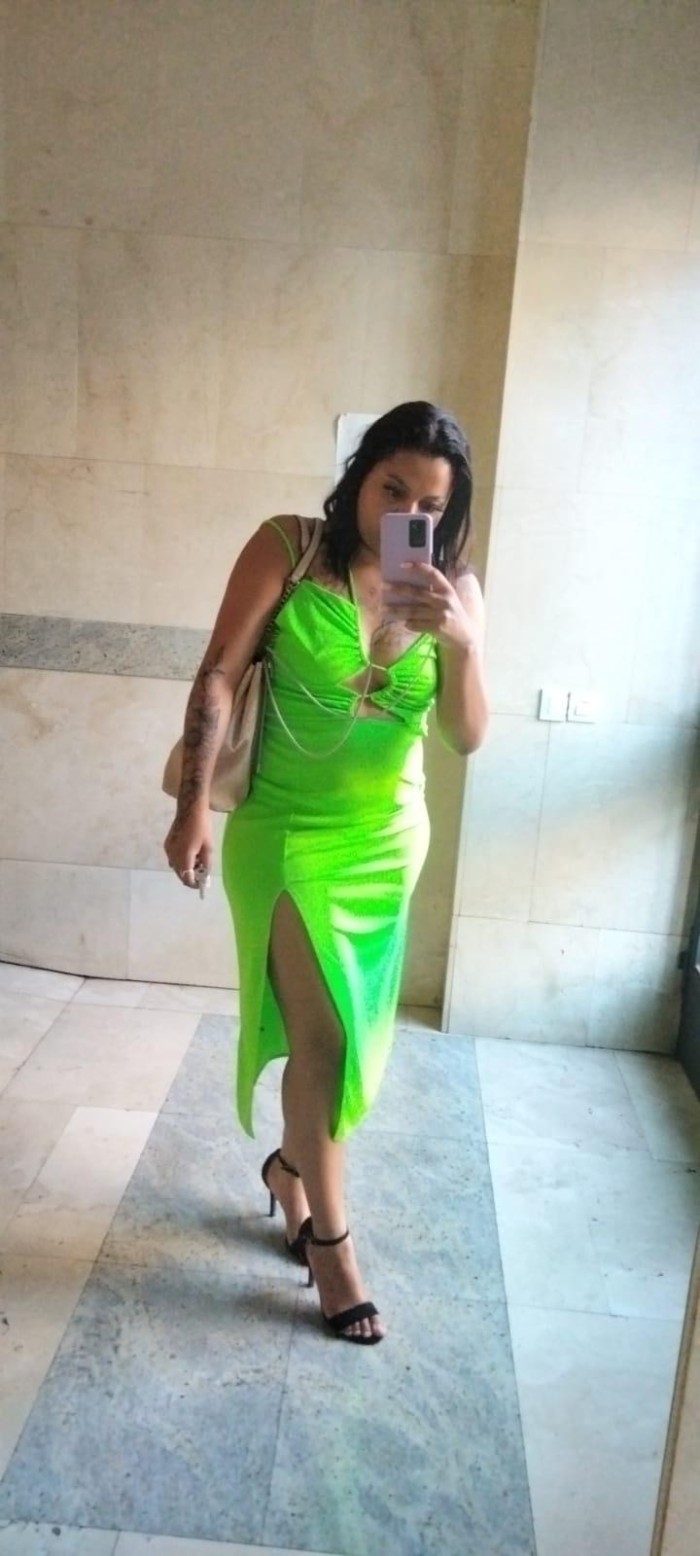 LINA BRASILEÑA LA MÁS TOP DE LA CIUDAD