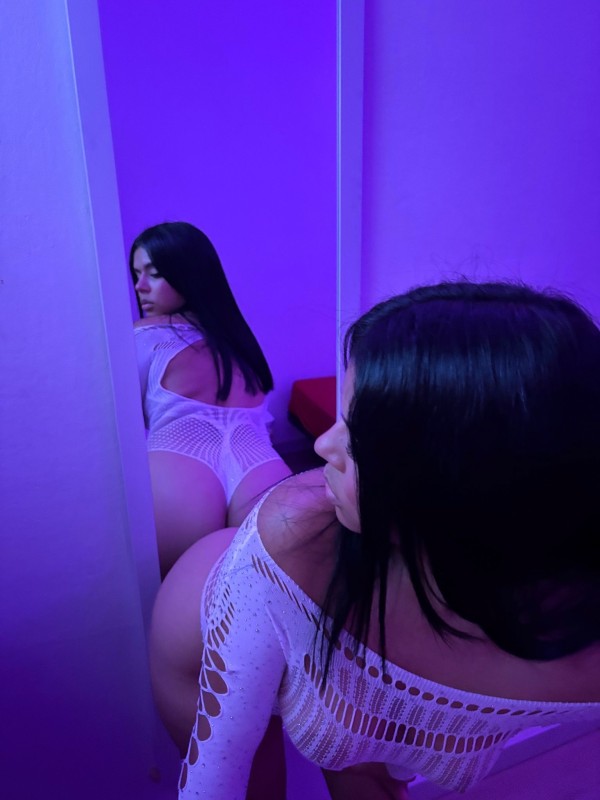 LINDA JOVENCITA SOFÍA. 643197776