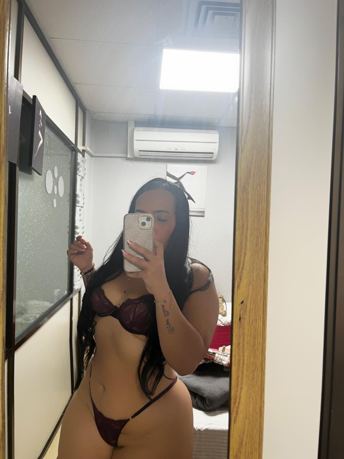 CALIENTE Y NINFOMANA JOVENCITA