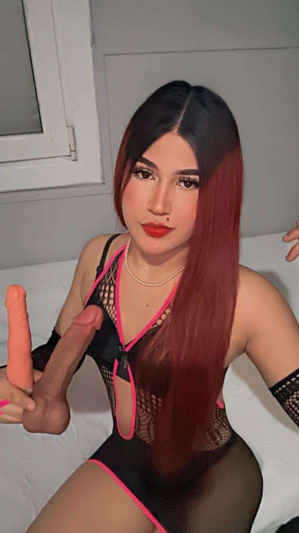 TRASN 19 AÑOS , CAÑERA GUARRA  TRAVIESA RECIEN LLEGADA A  IRUN