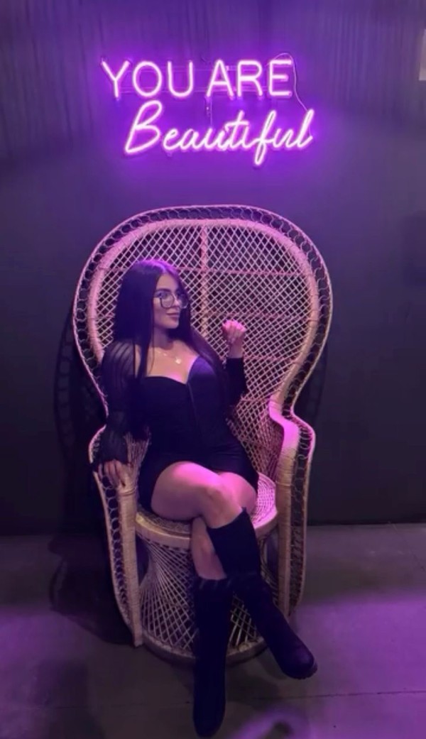 Susana delicada y sensual!