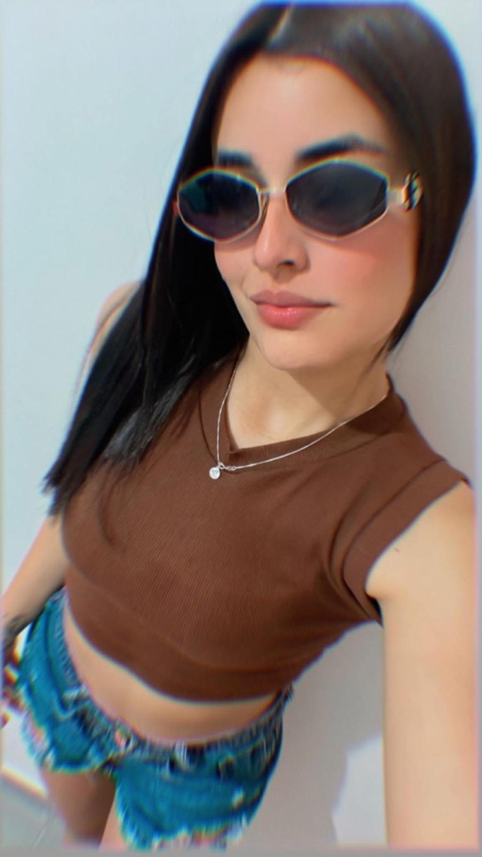 SENSUAL ARDIENTE FIESTERA SEXO ADICTIVO