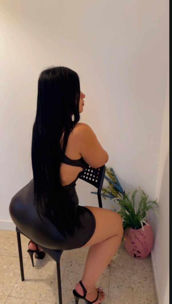 ROXANA 29 años, EXUBERANTE Y MUY MORBOSA….!!!