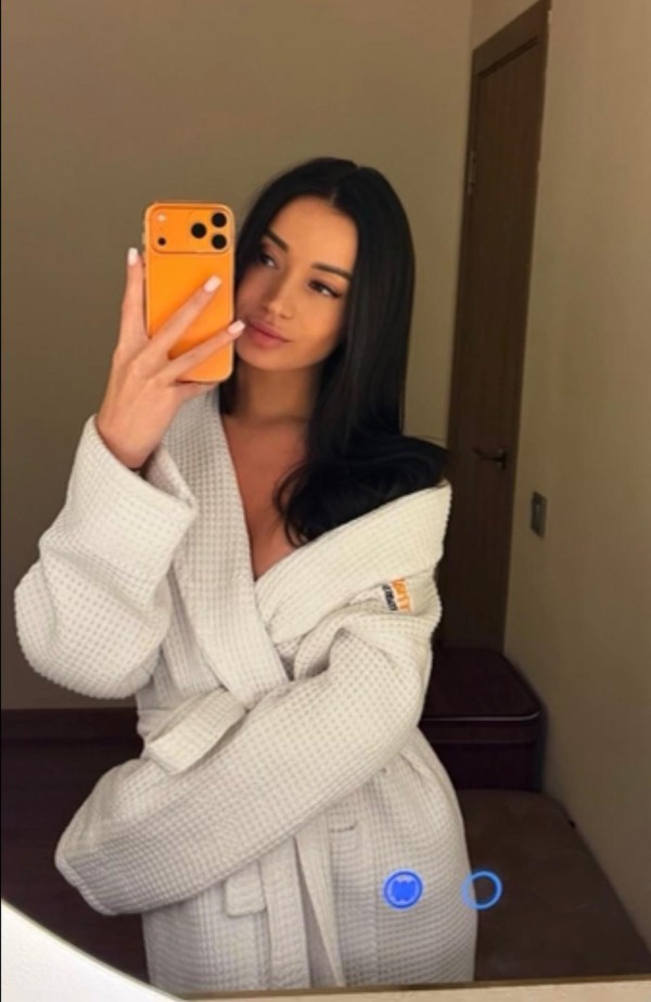 Chica  joven dosponible 24 horas