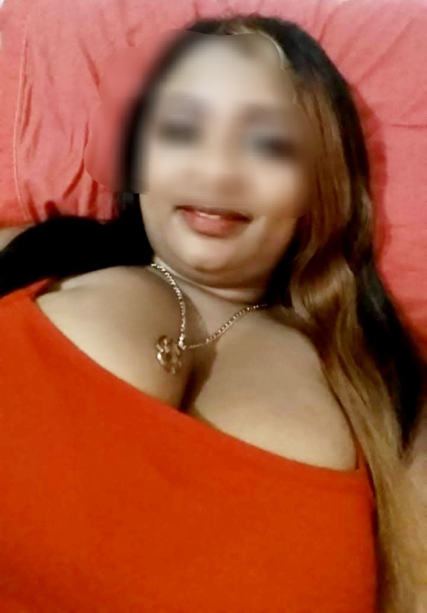 PRIMERA VEZ DANIELA BESOS DE NOVIOS ME CORRO CONTIGO