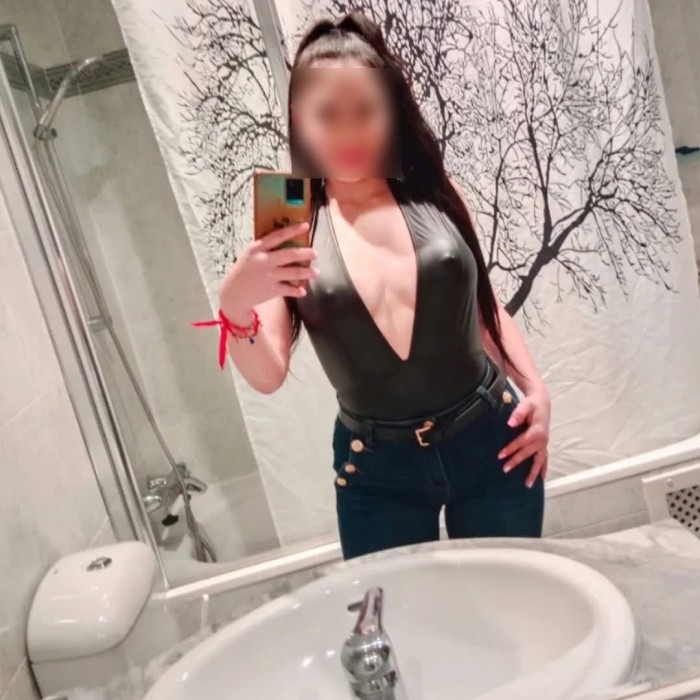 Bianca novedad dulce y complaciente para ti