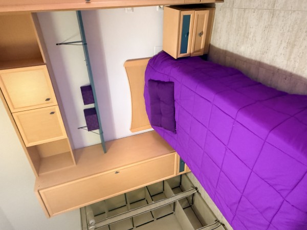 CIUDAD REAL PISO ALTO NIVEL A CHICAS INDEPENDIENTE