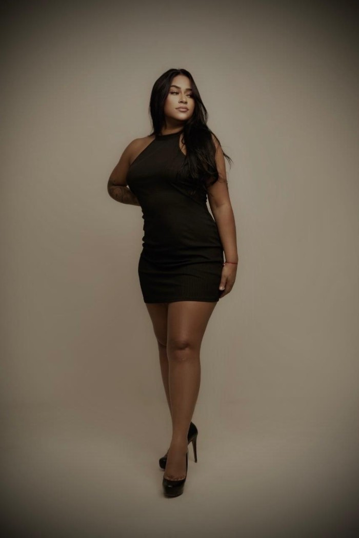 BELLISIMA JOVENCITA BRASILEÑA CUERPO ESPECTACULAR