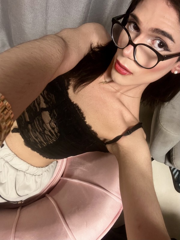 VALERY LATINA FIESTERA GUARRA Y MORBOSA PARA DARTE CAÑA. NUEVA EN TU CITY