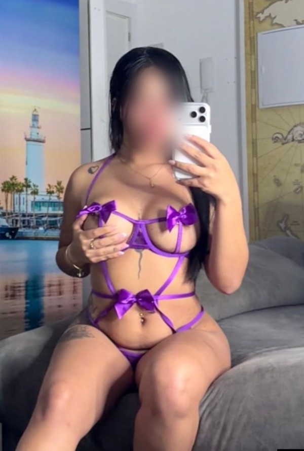 COLOMBIANA DE LUJO EXPLOSIVA SIN LIMITES