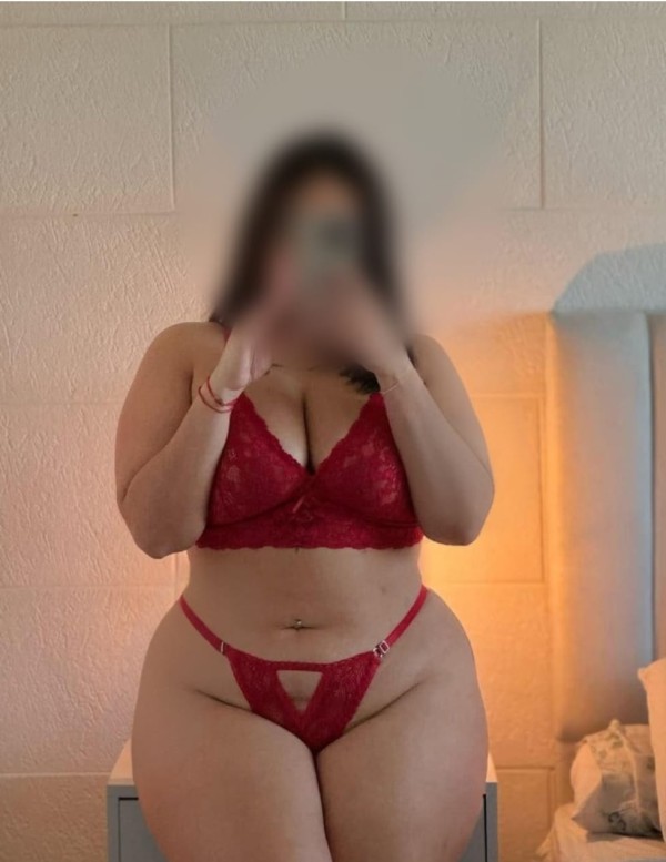 Novedad! Jovencita fiestera guapa super mamada