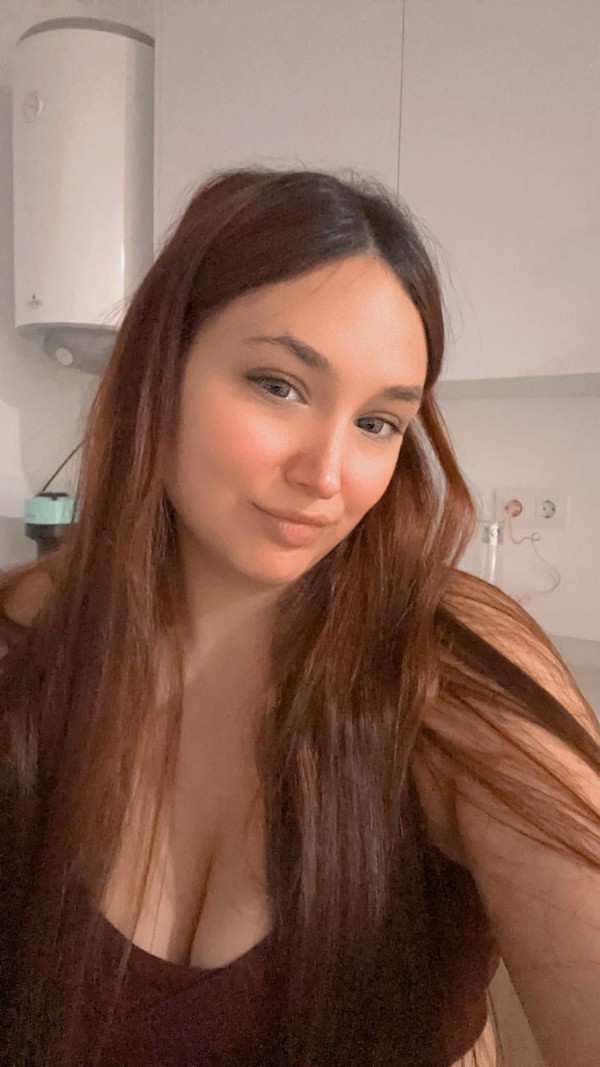 ARDIENTE, MULTIORGASMICA, APRETADITA COLOMBIANA