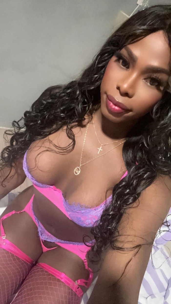 TRANS LATINA CARIÑOSA Y COMPLACIENTE EN MALLORCA