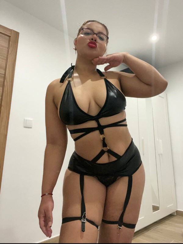 Colombiana caliente 26 años – Nueva en Mérida