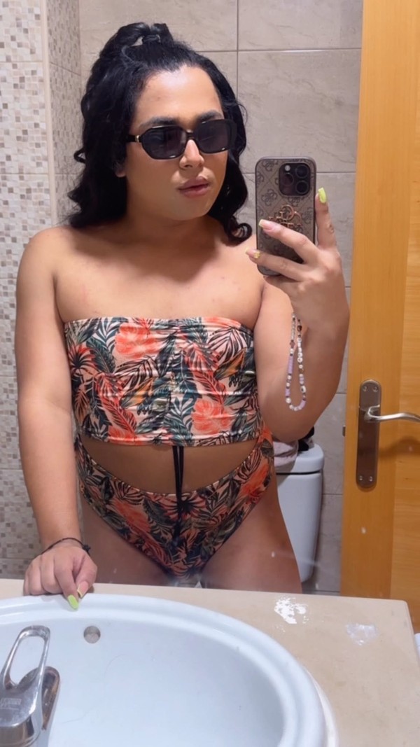 Kendall toda una diosa niñata jovencita dispuesta a todo activa & pasiva