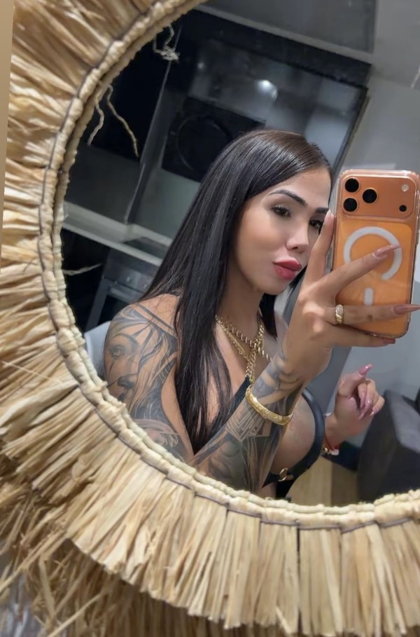 DANNA ZORRA  CACHONDA FIESTERA A TOPE