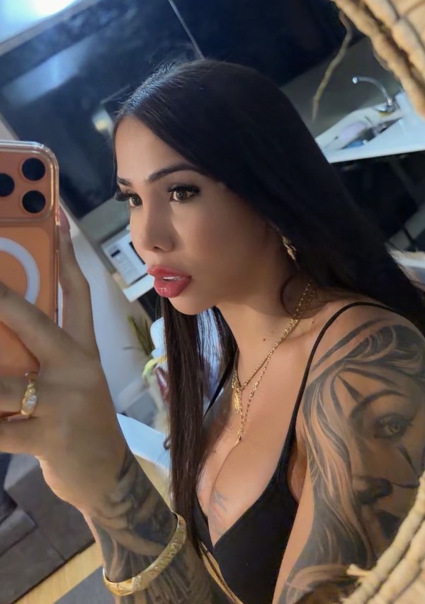 DANNA ZORRA  CACHONDA FIESTERA A TOPE