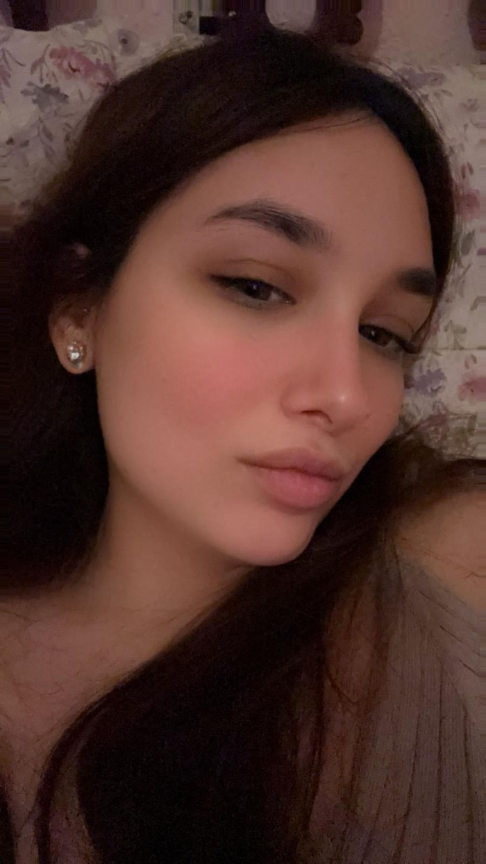 GUAPISIMA JOVENCITA CALENTONA