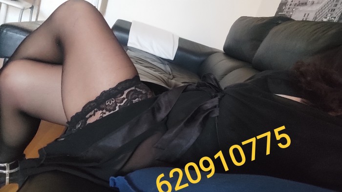 ESPAÑOLA MADURITA ATRACTIVA PARTICULAR. MASAJES