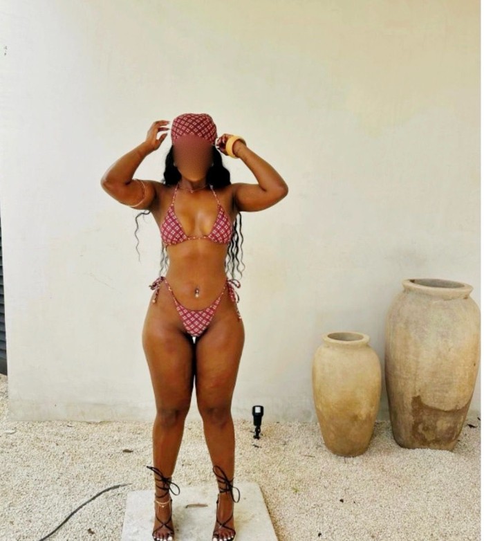 MULATA CON COÑO DE CHOCO LA MAS CALIENTE Y GUARRA