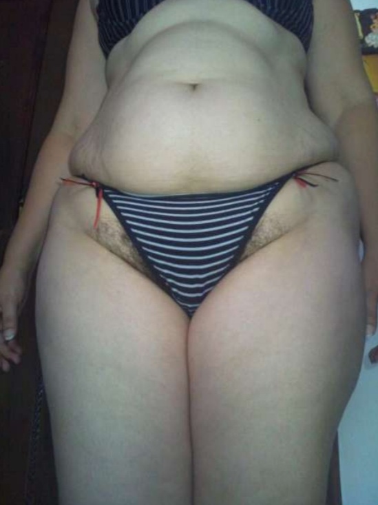 MADURITA ENTREGADA CACHONDA COMPLACIENTE