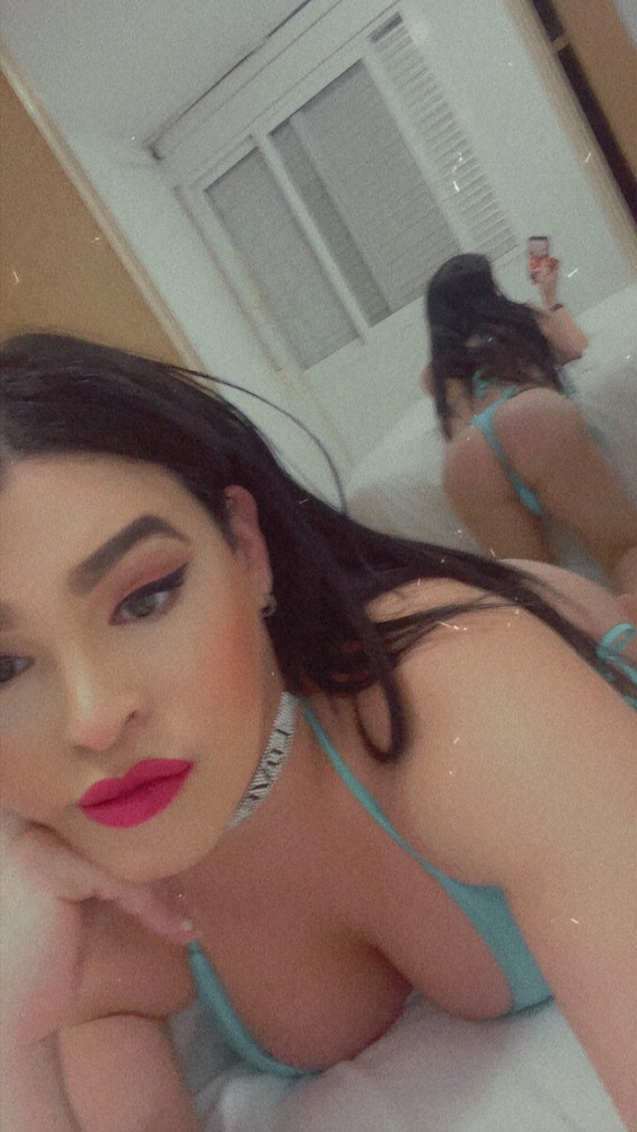 vianka recién llegada  fiestera