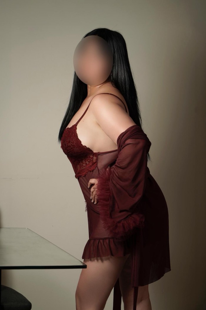 Madurita muy complaciente una Compañía Inolvidable